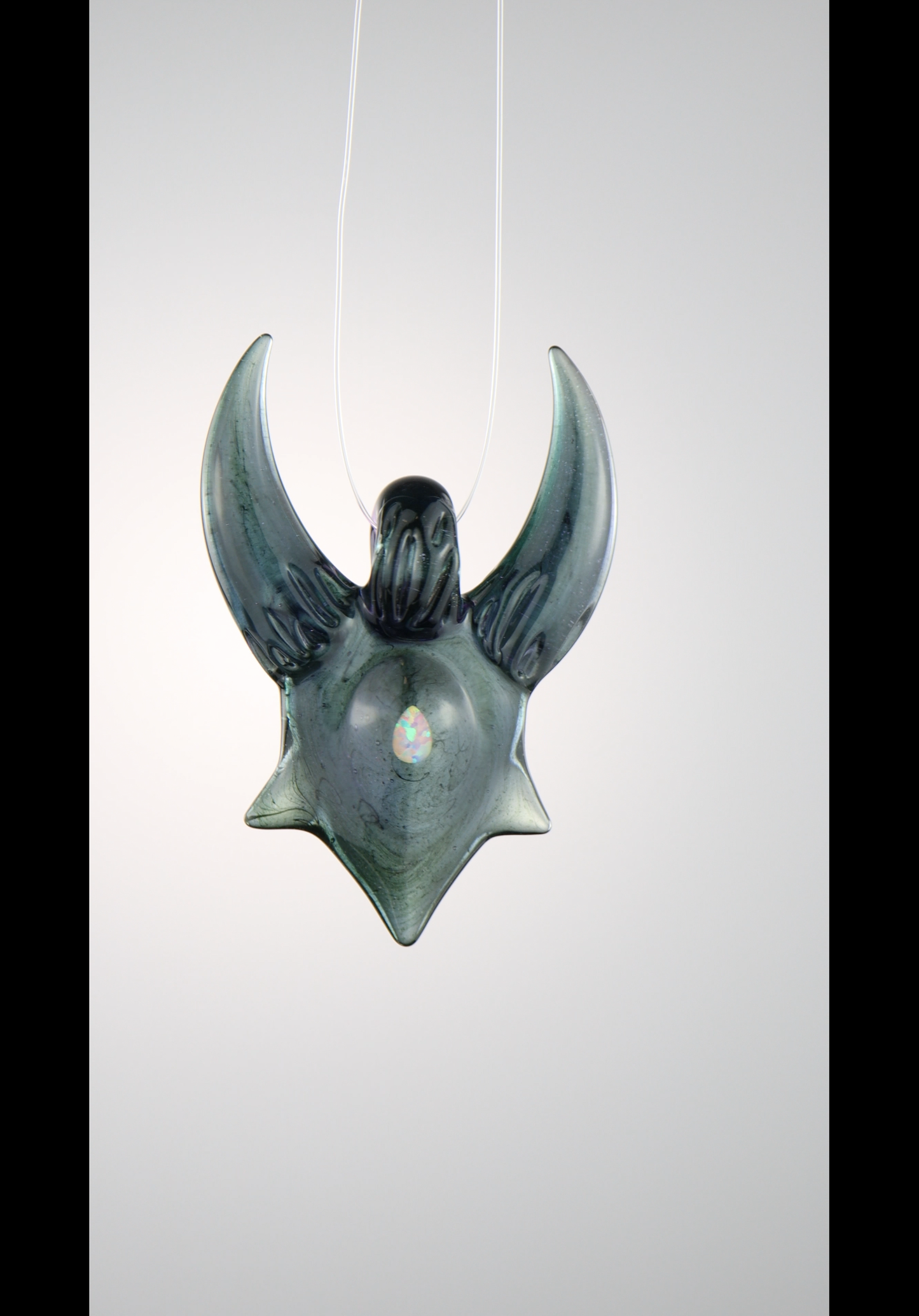 Hemlock steer Atlantis over sapphire